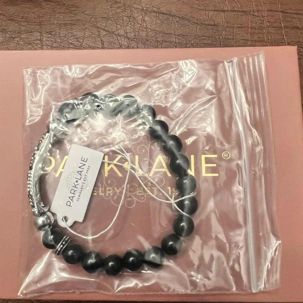 Park Lane Leo Black Beaded Stretch Bracelet, Silver Pavé, March Sparkle Box, New - Picture 6 of 6